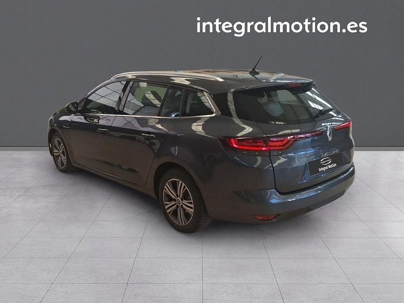 Usado Renault Mégane IV Zen 115 CV (84 kW) 2022 Gris