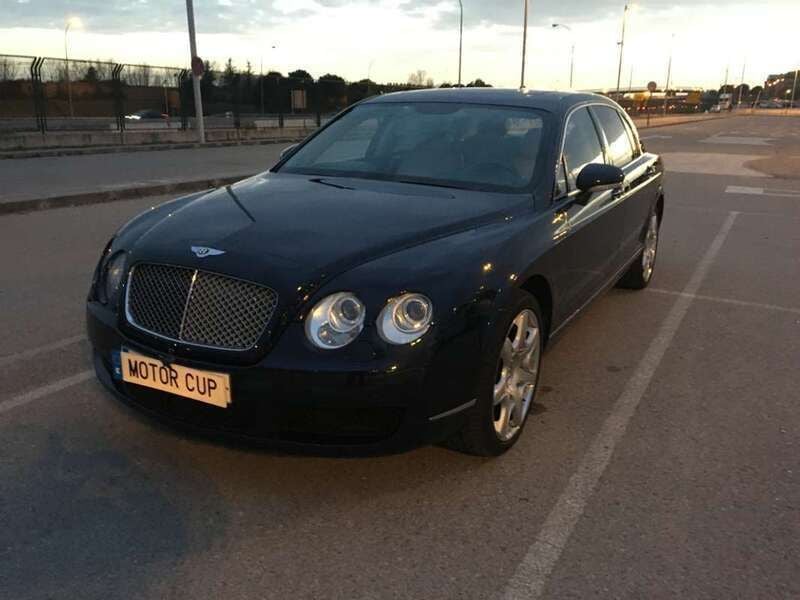 Usado Bentley Continental Flying Spur 559 CV (411 kW) 2008 Azul Berlina