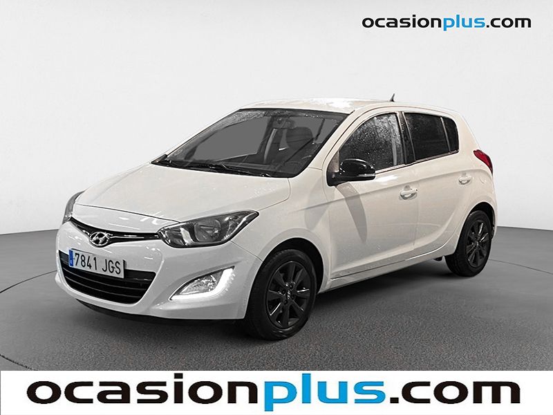 Blanco Usado 2015 Hyundai i20 GO! Berlina | 8900 € (Buen precio) - Imagen 1/4