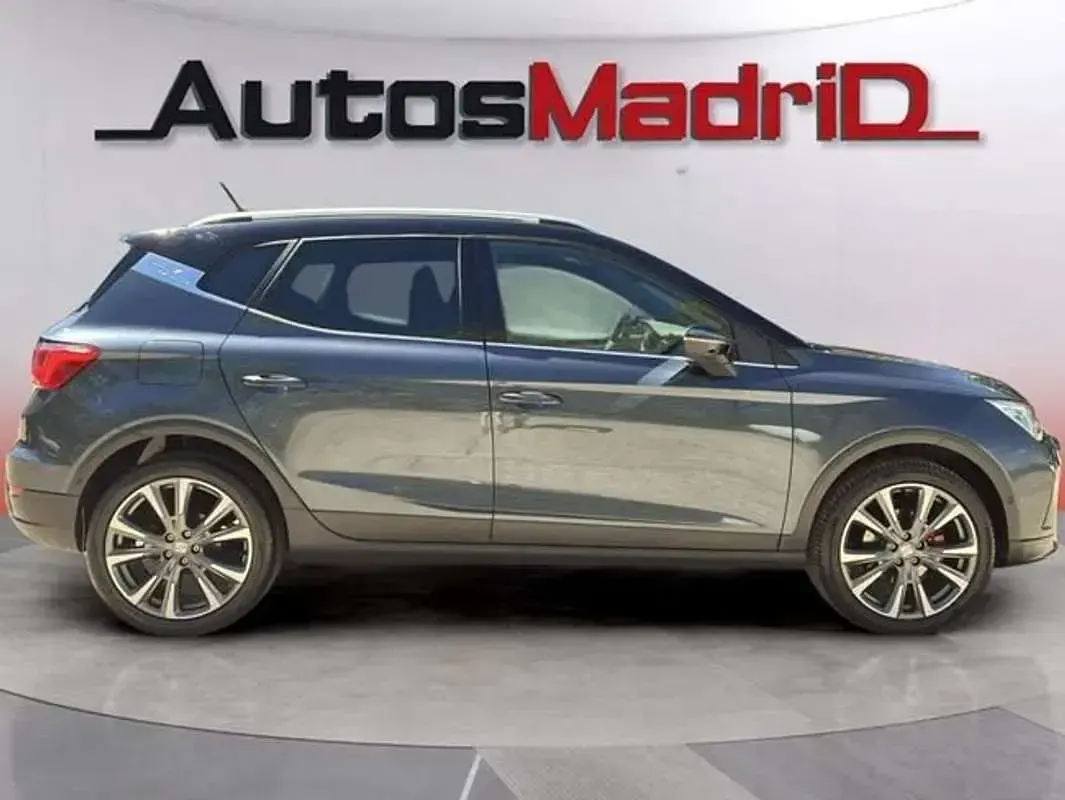 Usado Seat Arona FR 150 CV (110 kW) 2024 Gris SUV