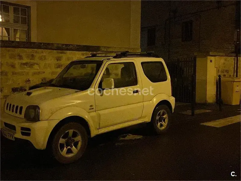 Usado Suzuki Jimny 86 CV (63 kW) 2007 Blanco SUV