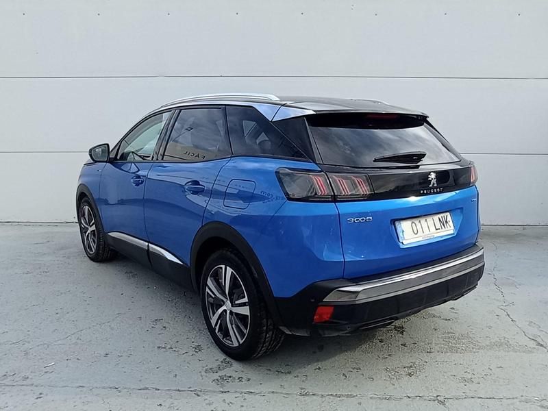Usado Peugeot 3008 Allure 225 CV (165 kW) 2021 Azul SUV
