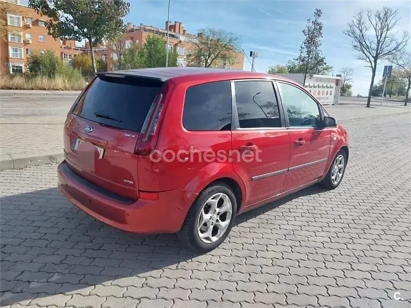 Usado Ford C-MAX Ghia 115 CV (84 kW) 2008 Rojo Monovolumen