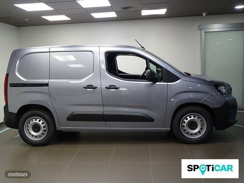 Usado Peugeot Partner 136 CV (100 kW) 2024 Gris Monovolumen