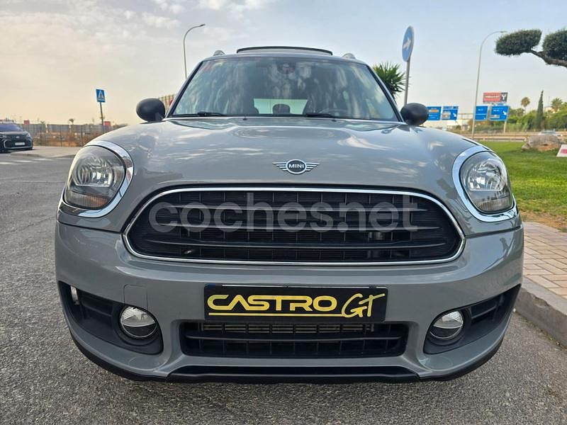 Usado Mini One Countryman 102 CV (75 kW) 2018 Gris / plata SUV