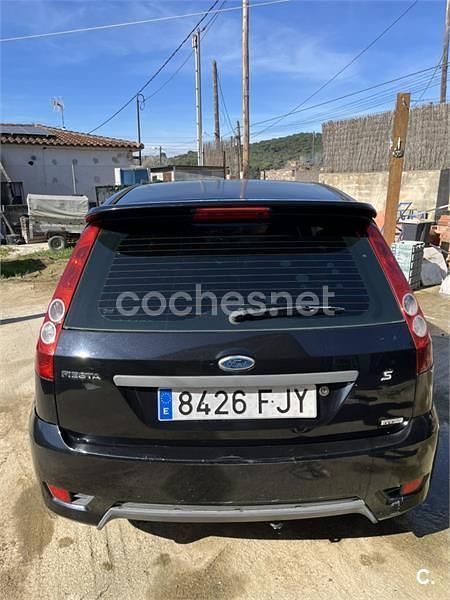 Używany Ford Fiesta 90 KM (66 kW) 2006 Czarny Hatchback