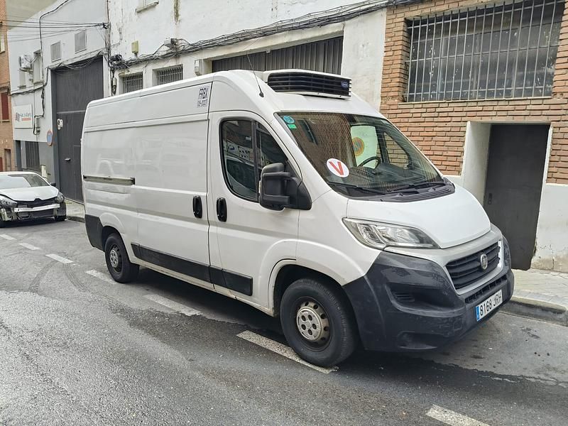 Usado Fiat Ducato 130 HP (95 kW) 2016 Branco Van