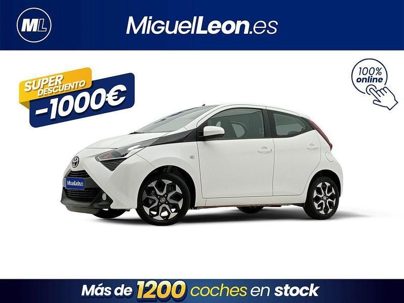 Blanco Usado 2021 Toyota Aygo X-play Utilitario | 10.985 € (Precio justo) - Imagen 1/3