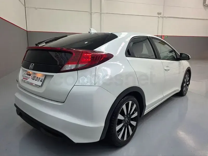 Usado Honda Civic Sport 120 CV (88 kW) 2014 Blanco Berlina