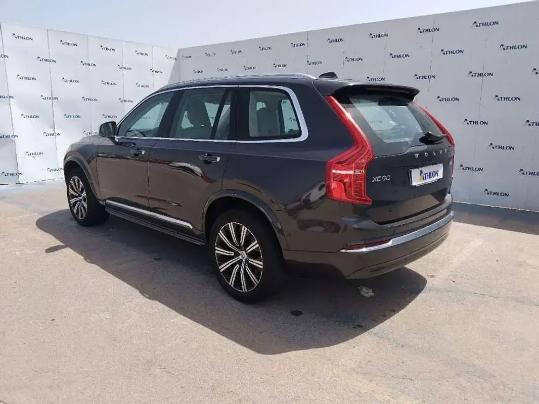Usado Volvo XC90 Plus 235 CV (172 kW) 2022 Gris SUV