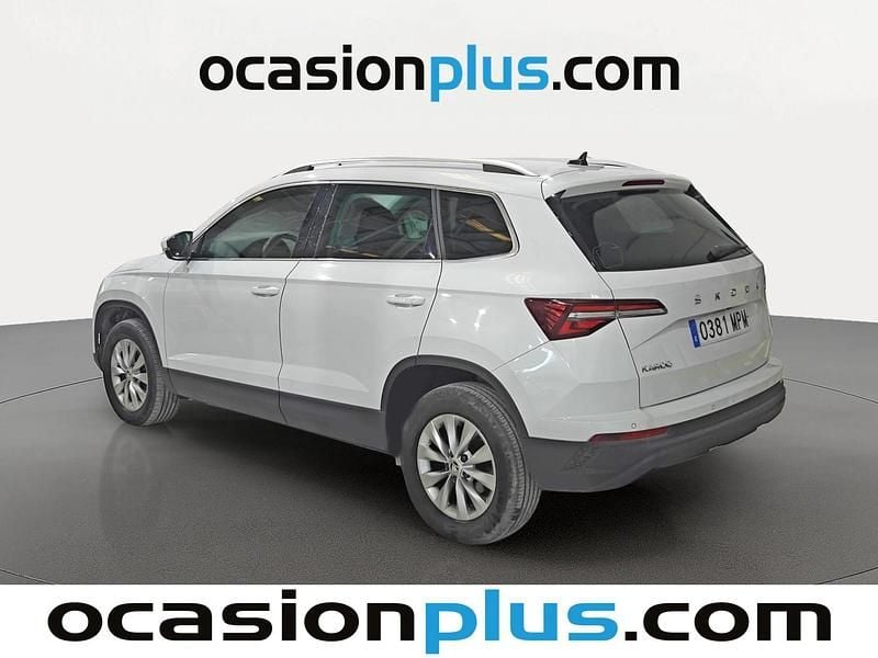 Usado Skoda Karoq Selection 116 CV (85 kW) 2024 Blanco SUV