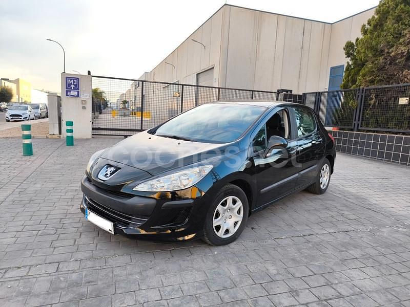 Usado Peugeot 308 90 CV (66 kW) 2009 Negro Berlina