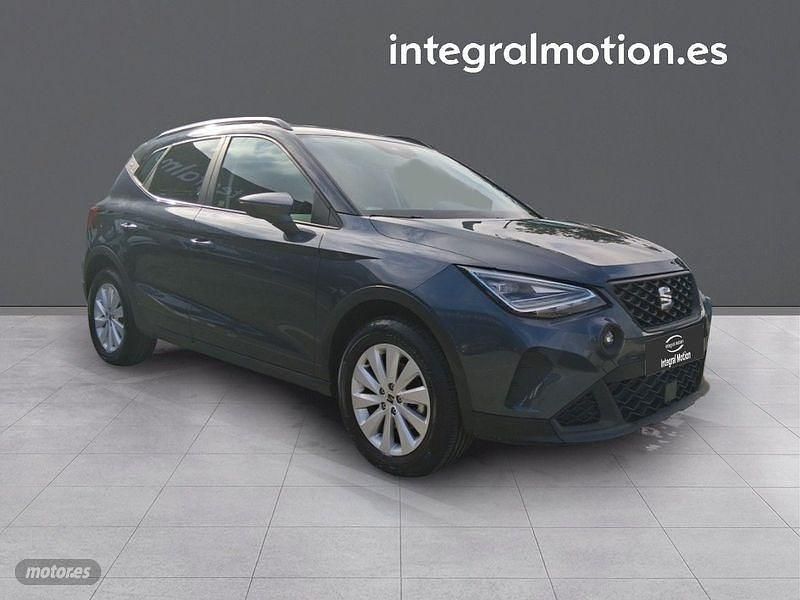 Usado Seat Arona Style 115 CV (84 kW) 2025 Negro SUV