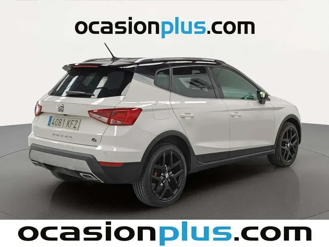 Usado Seat Arona Ecomotive 116 CV (85 kW) 2017 Blanco SUV