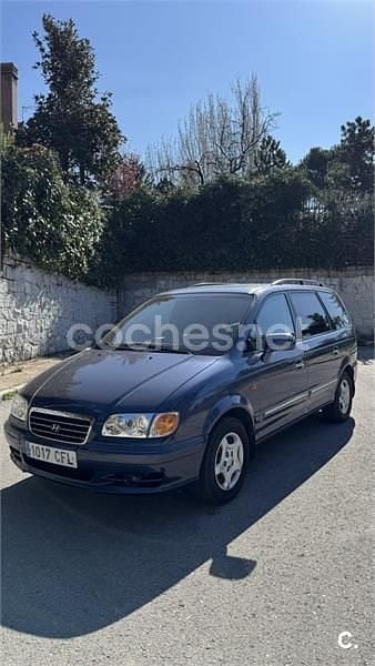 Azul Usado 2003 Hyundai Trajet GLS Monovolumen | 2700 € - Imagen 1/4