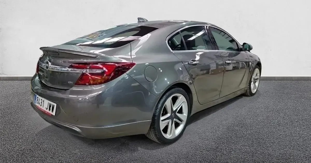 Usado Opel Insignia Eco 136 CV (100 kW) 2017