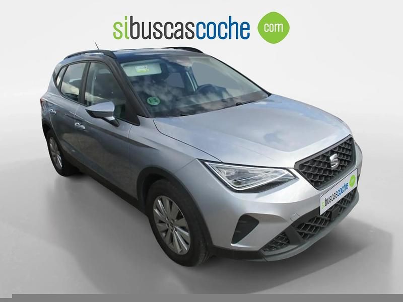 Usado Seat Arona Style 115 CV (84 kW) 2024 Gris/plata SUV