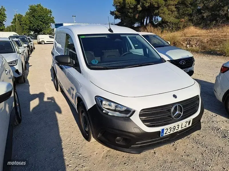 Usado Mercedes Citan 110 95 CV (69 kW) 2022 Blanco Monovolumen