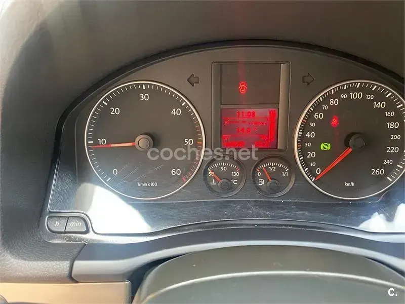 Usado VW Golf V Sportline 105 CV (77 kW) 2007 Azul Berlina