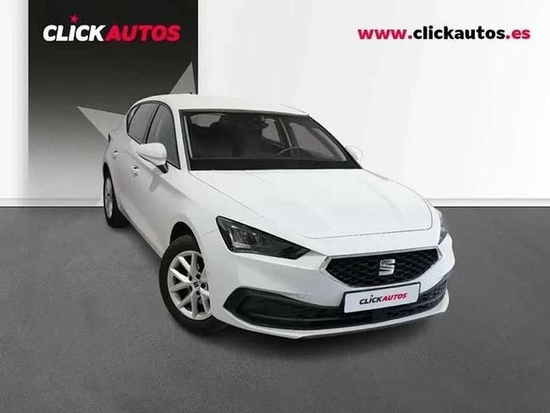 Usado Seat Leon Style 150 CV (110 kW) 2025 Blanco Utilitario