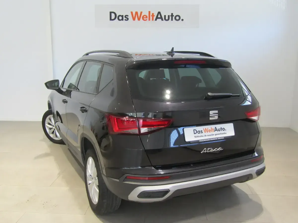 Usado Seat Ateca Style 115 CV (84 kW) 2024 Negro SUV