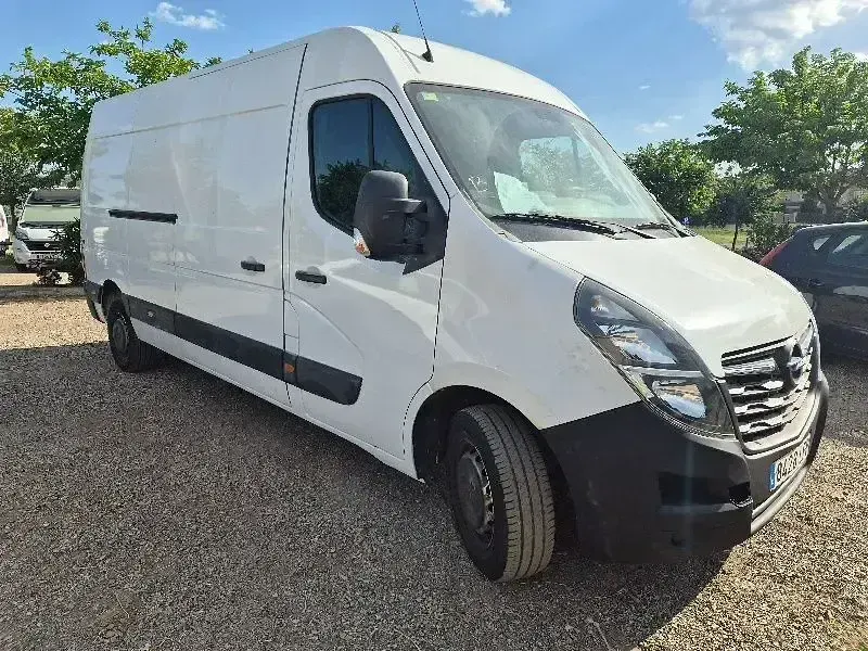 Usado Opel Movano 136 CV (100 kW) 2020 Blanco Berlina