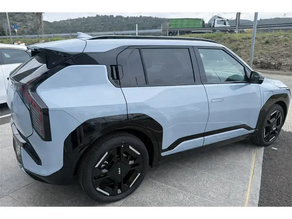 Usado Kia EV3 GT-Line 150 kW (204 CV) 2025 Eléctrico SUV