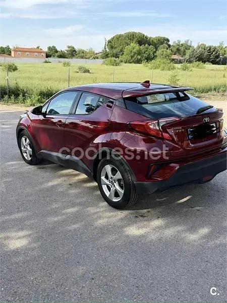 Usado Toyota C-HR Active 122 CV (89 kW) 2017 Granate SUV