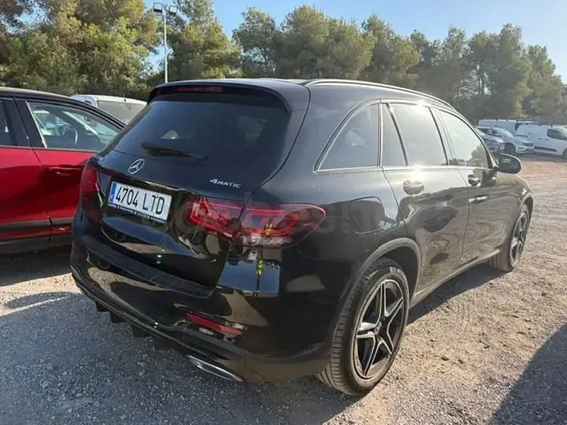Usado Mercedes GLC220 194 CV (142 kW) 2021 Negro SUV