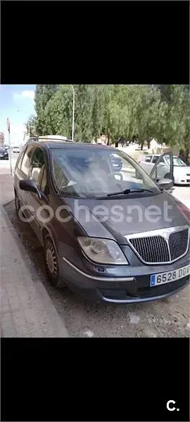 Usado Lancia Phedra 136 CV (100 kW) 2006 Negro Monovolumen