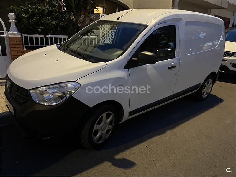 Usado Dacia Dokker Ambiance 102 CV (75 kW) 2019 Blanco Monovolumen