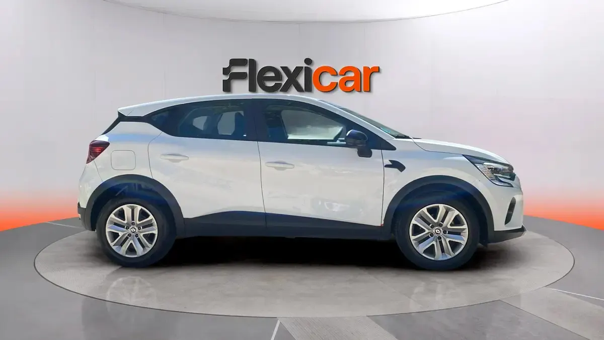 Usado Renault Captur Equilibre 101 CV (74 kW) 2023 Blanco SUV