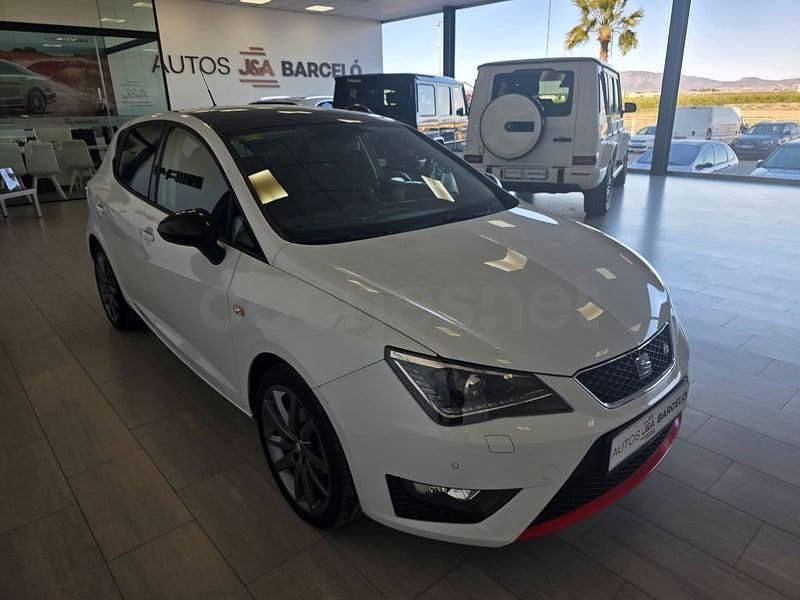 Usado Seat Ibiza FR 105 CV (77 kW) 2015 Blanco Berlina