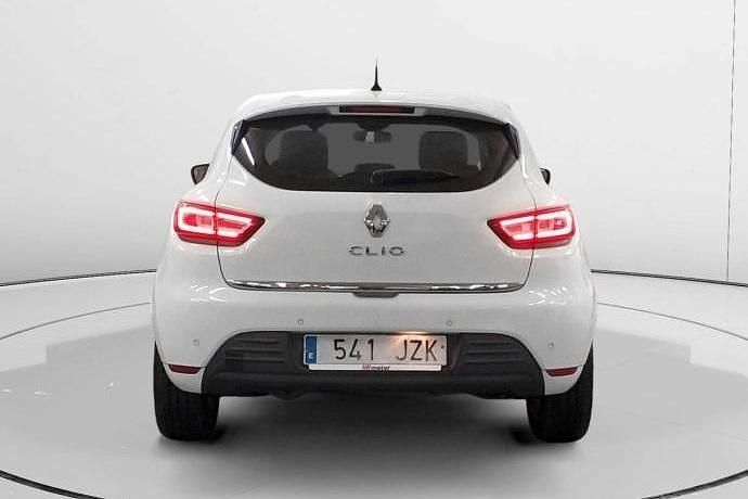 Begagnad Renault Clio IV Zen 90 HK (66 kW) 2017