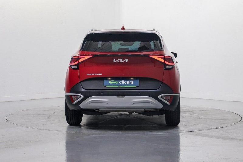 Usado Kia Sportage 150 CV (110 kW) 2022 Rojo SUV