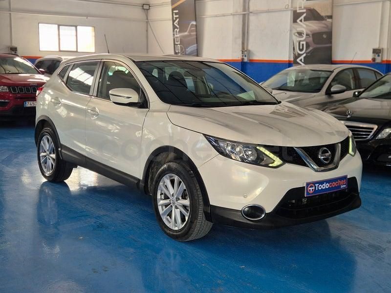 Usado Nissan Qashqai Visia 130 CV (95 kW) 2017 Blanco SUV