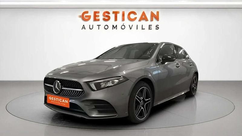 Usado Mercedes A250 219 CV (161 kW) 2021 Plateado Berlina
