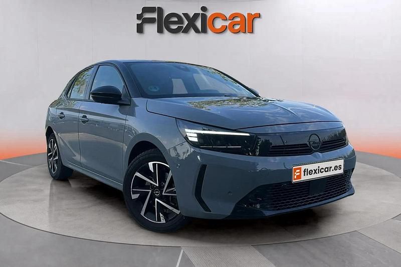Gris Usado 2023 Opel Corsa Berlina | 13.490 € (Un poco caro) - Imagen 1/4