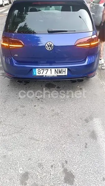 Usado VW Golf VII R 300 CV (220 kW) 2016 Azul Berlina