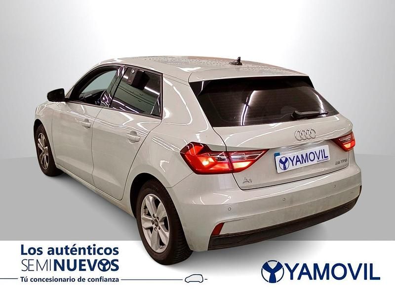 Usado Audi A1 Advanced Plus 95 CV (69 kW) 2023 Gris plata SUV