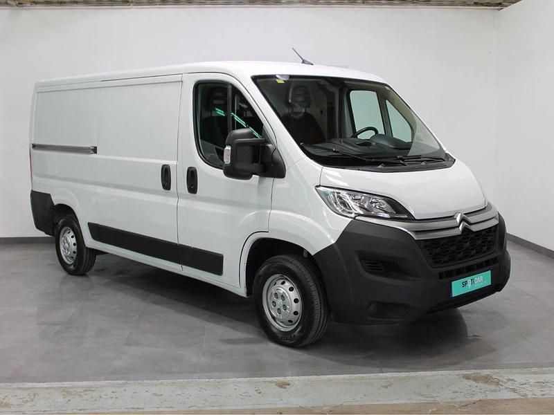 Usado Citroën Jumper 120 CV (88 kW) 2021 Blanco Monovolumen