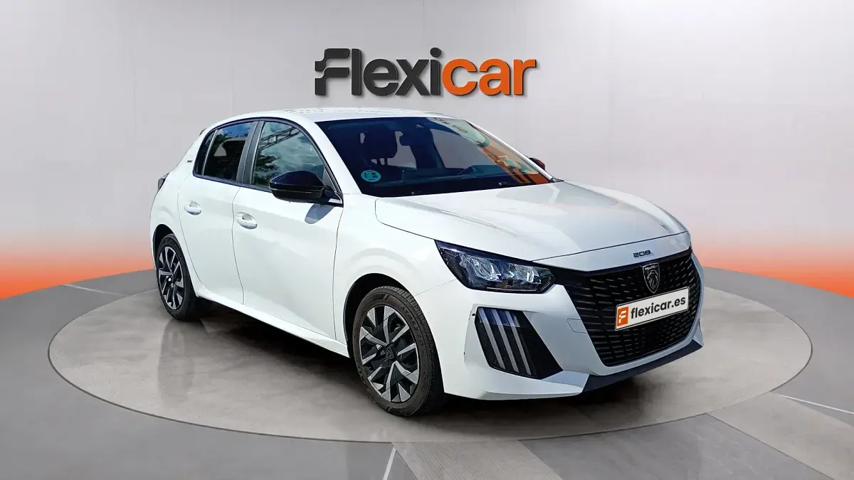 Käytetty Peugeot 208 Style 101 HP (74 kW) 2024 Viistoperä