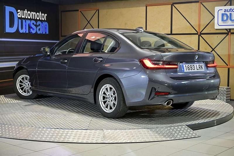 Usado BMW 320 Comfort Edition 190 CV (139 kW) 2021 Gris Berlina