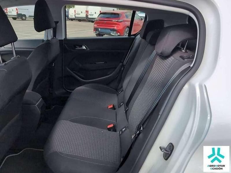 Usado Peugeot 308 Active 131 CV (96 kW) 2021 Blanco Utilitario