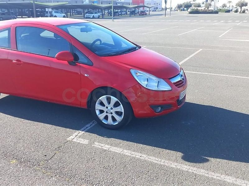 Usado Opel Corsa 90 CV (66 kW) 2008 Rojo Berlina