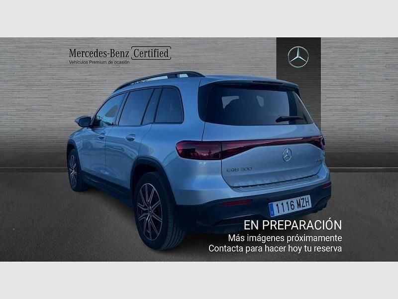 Usado Mercedes EQB300 167 kW (228 CV) 2026 Otro SUV