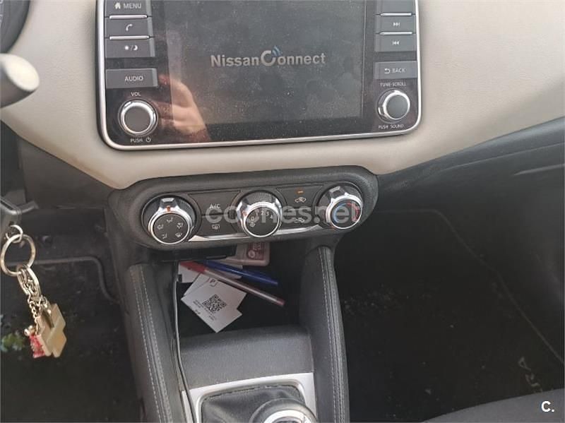 Usado Nissan Micra Acenta 100 CV (73 kW) 2020 Beige Utilitario