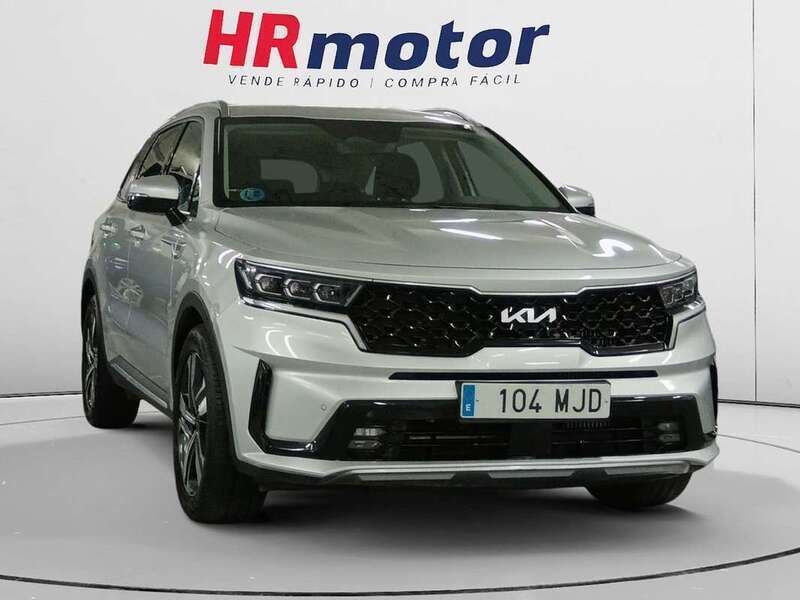 Gris Usado 2023 Kia Sorento SUV | 34.619 € (Buen precio) - Imagen 1/4