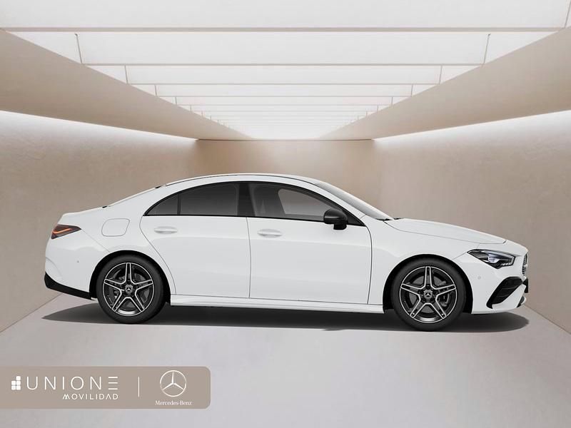 Usado Mercedes CLA250e 218 CV (160 kW) 2024 Blanco Berlina