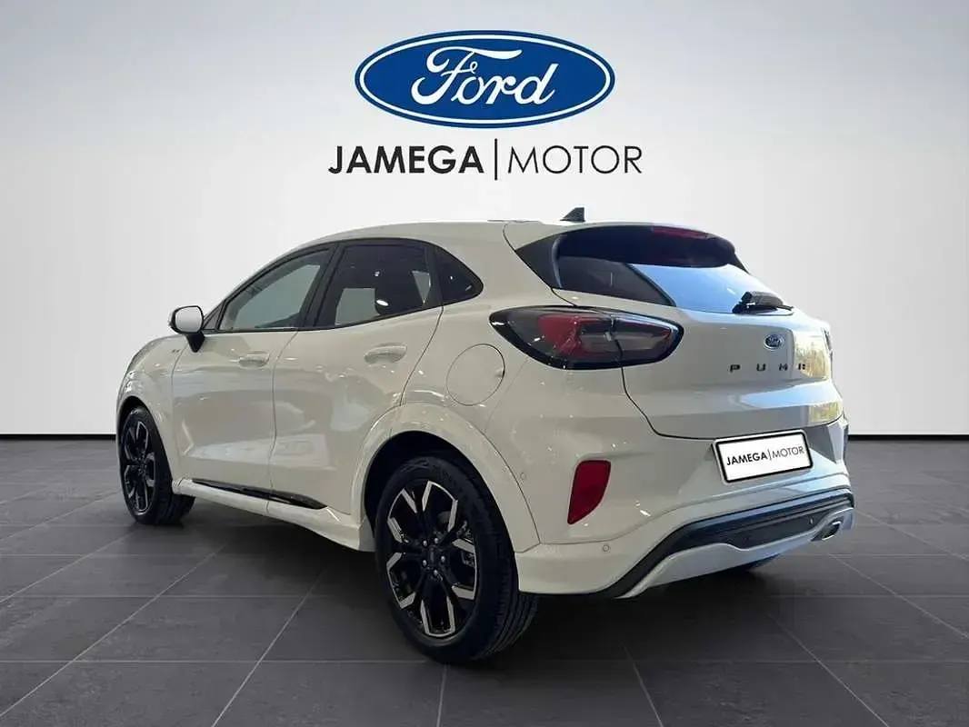Usado Ford Puma ST-Line X 155 CV (114 kW) 2023 Blanco SUV